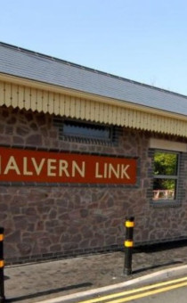 Malvern Link Station